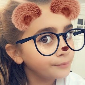 Meet your Posher, Isabella